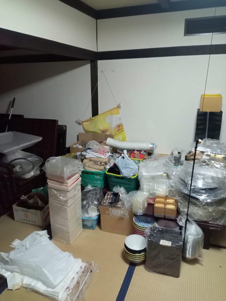 松本市の不用品処分 2K Before