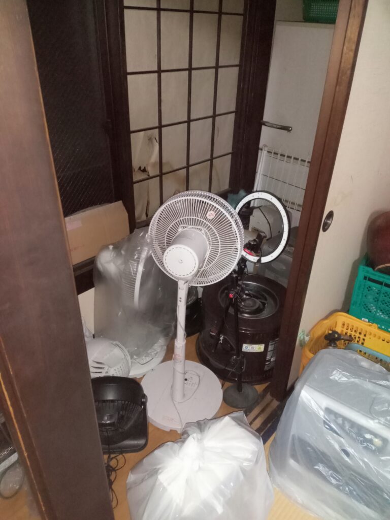 松本市の不用品処分 2K Before