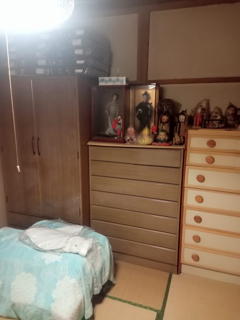 塩尻市の遺品整理 6LDK Before